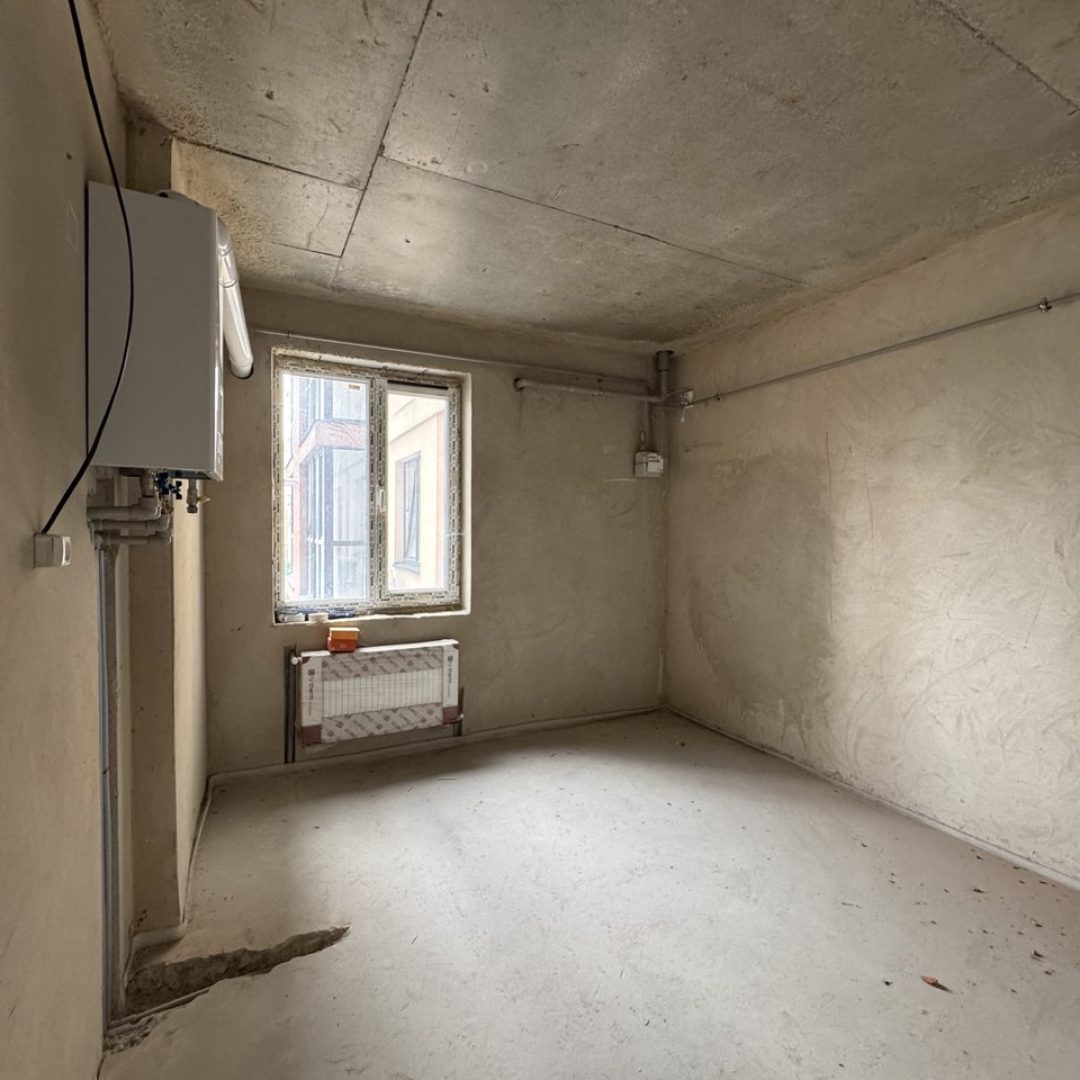 photo_5195146193490018681_y