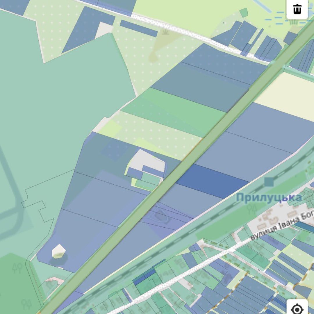 photo_5197456842945588780_y