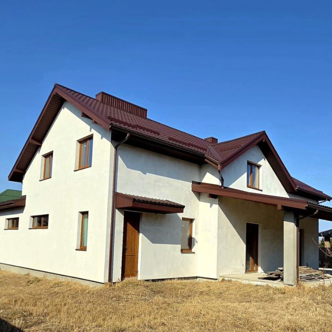 photo_5318900792750183966_y