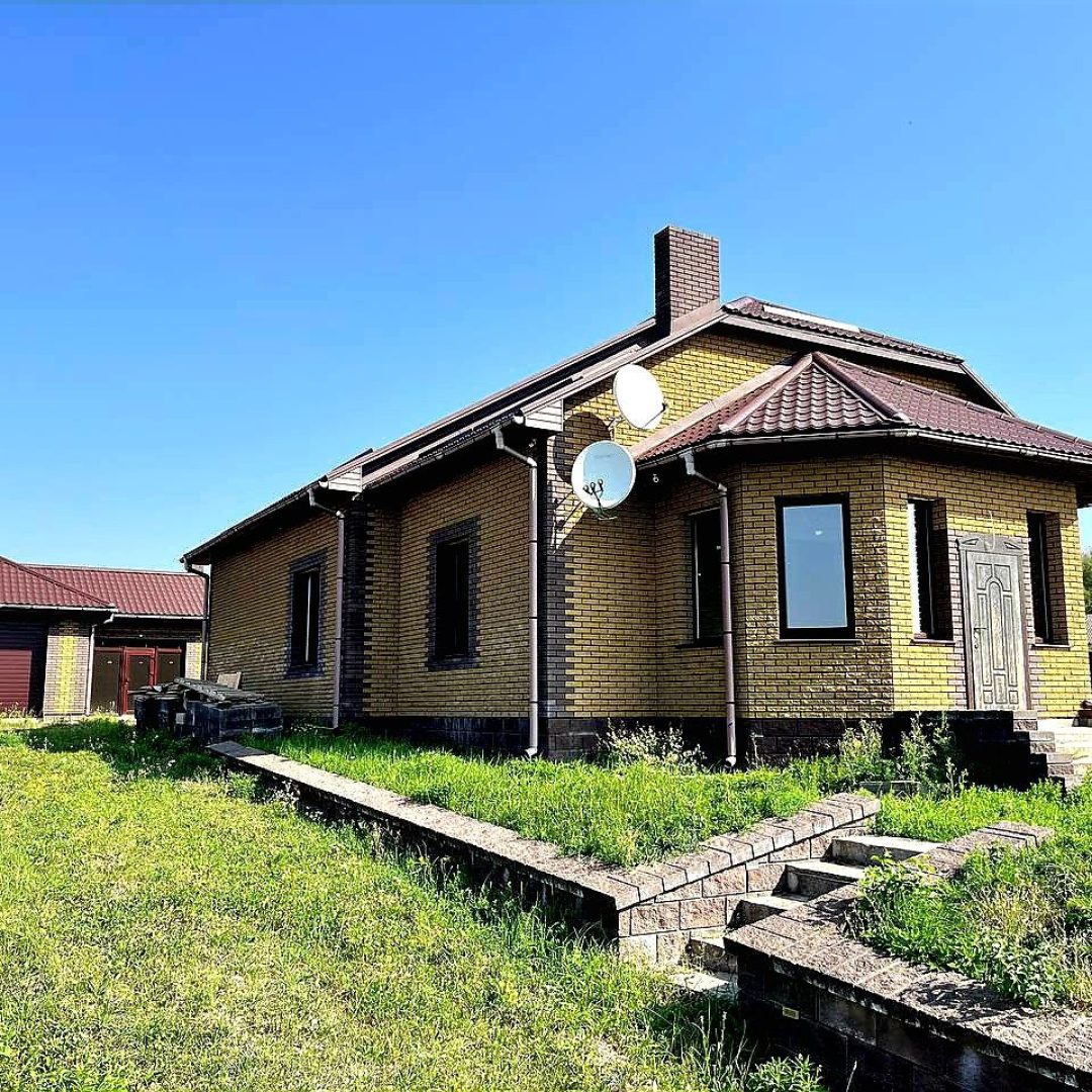 photo_5368302365578485382_y