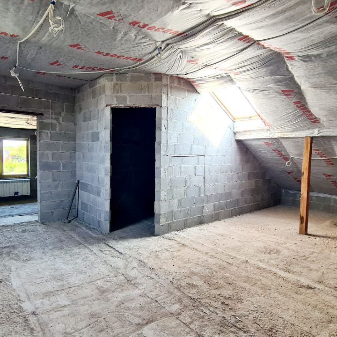 photo_5368302365578485383_y